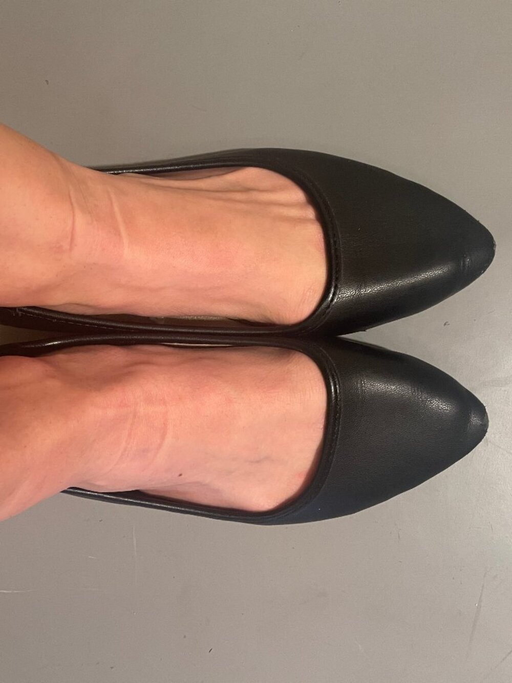 Woman's So Flats Black memory foam size 7 used very worn